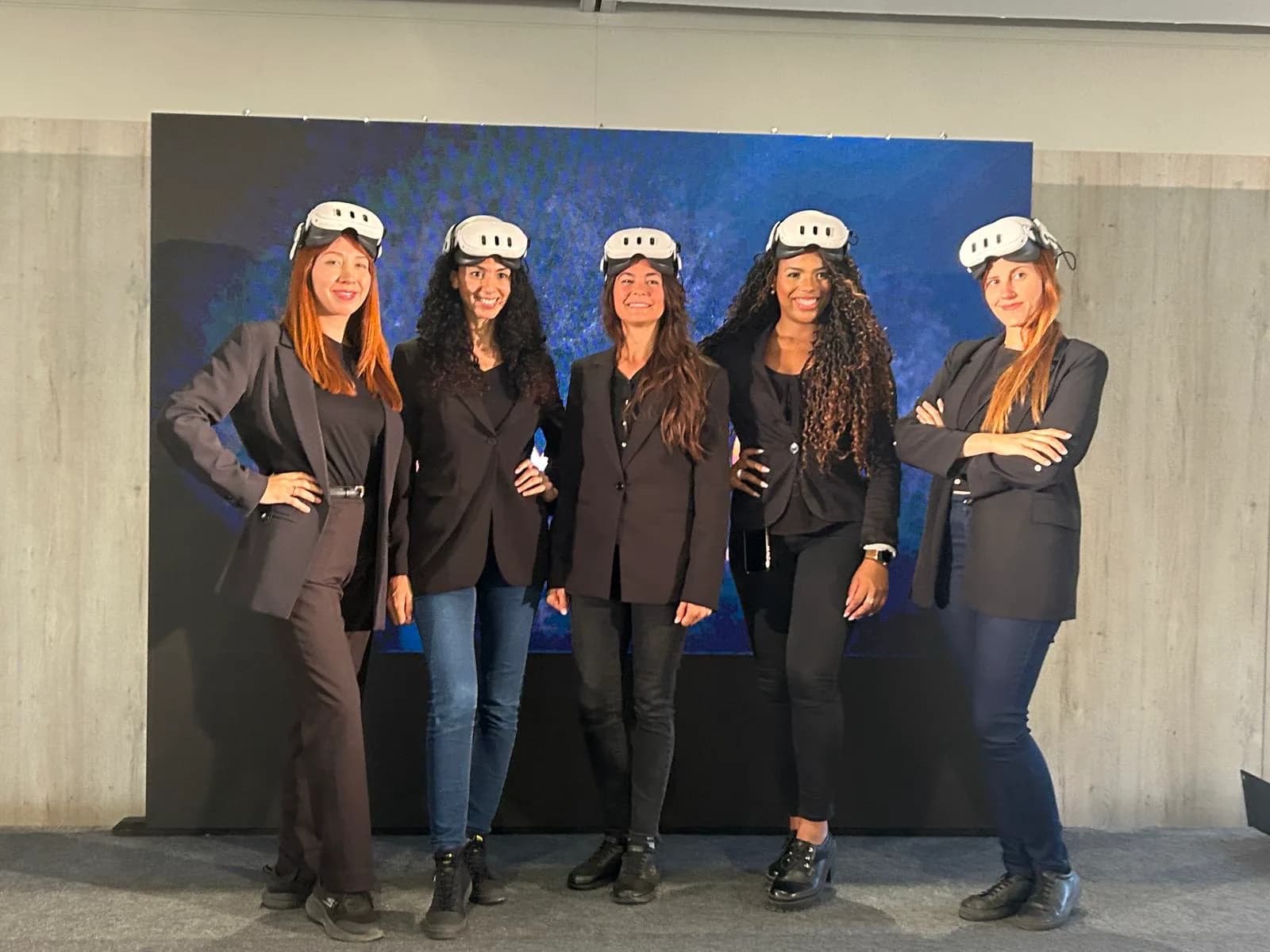 Equipo con visores en la activación de Kidde