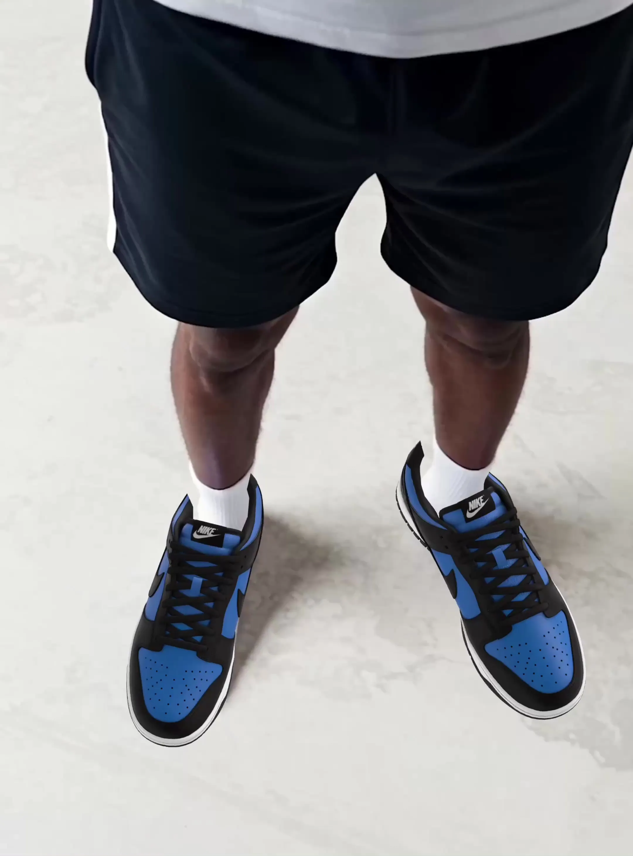 Sneakers en un probador virtual