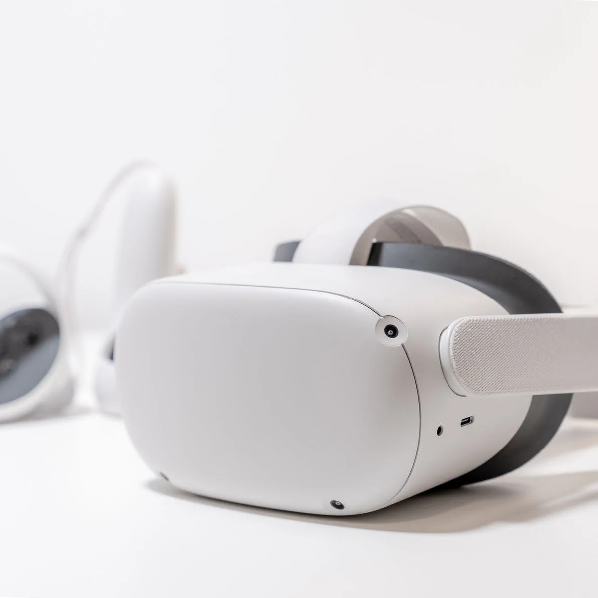 Virtual reality hardware ready for events